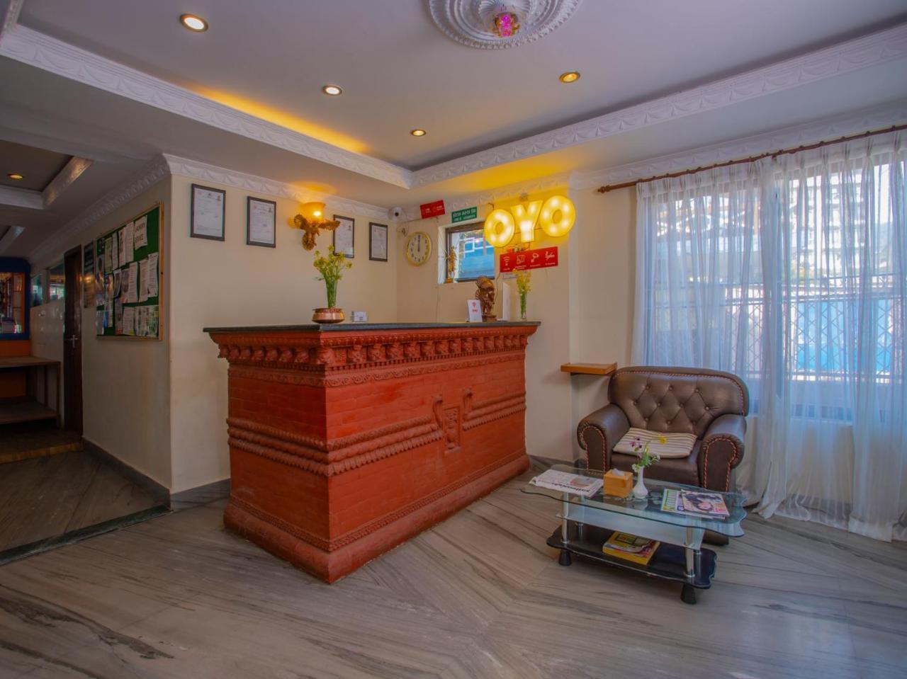 Hotel Garuda Inn Покхара Экстерьер фото
