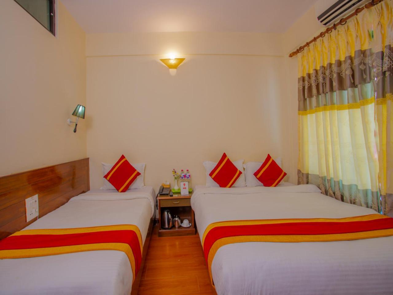 Hotel Garuda Inn Покхара Экстерьер фото