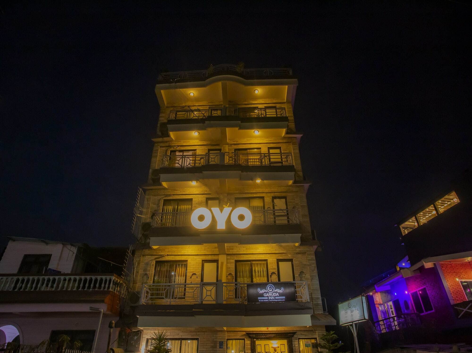 Hotel Garuda Inn Покхара Экстерьер фото